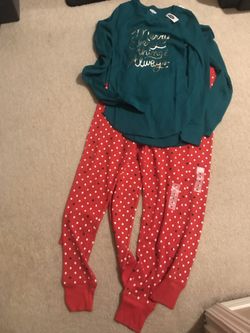 Brand New w/tags. OLD NAVY holiday pajamas thermal pants and shirt set SIZE: MEDIUM