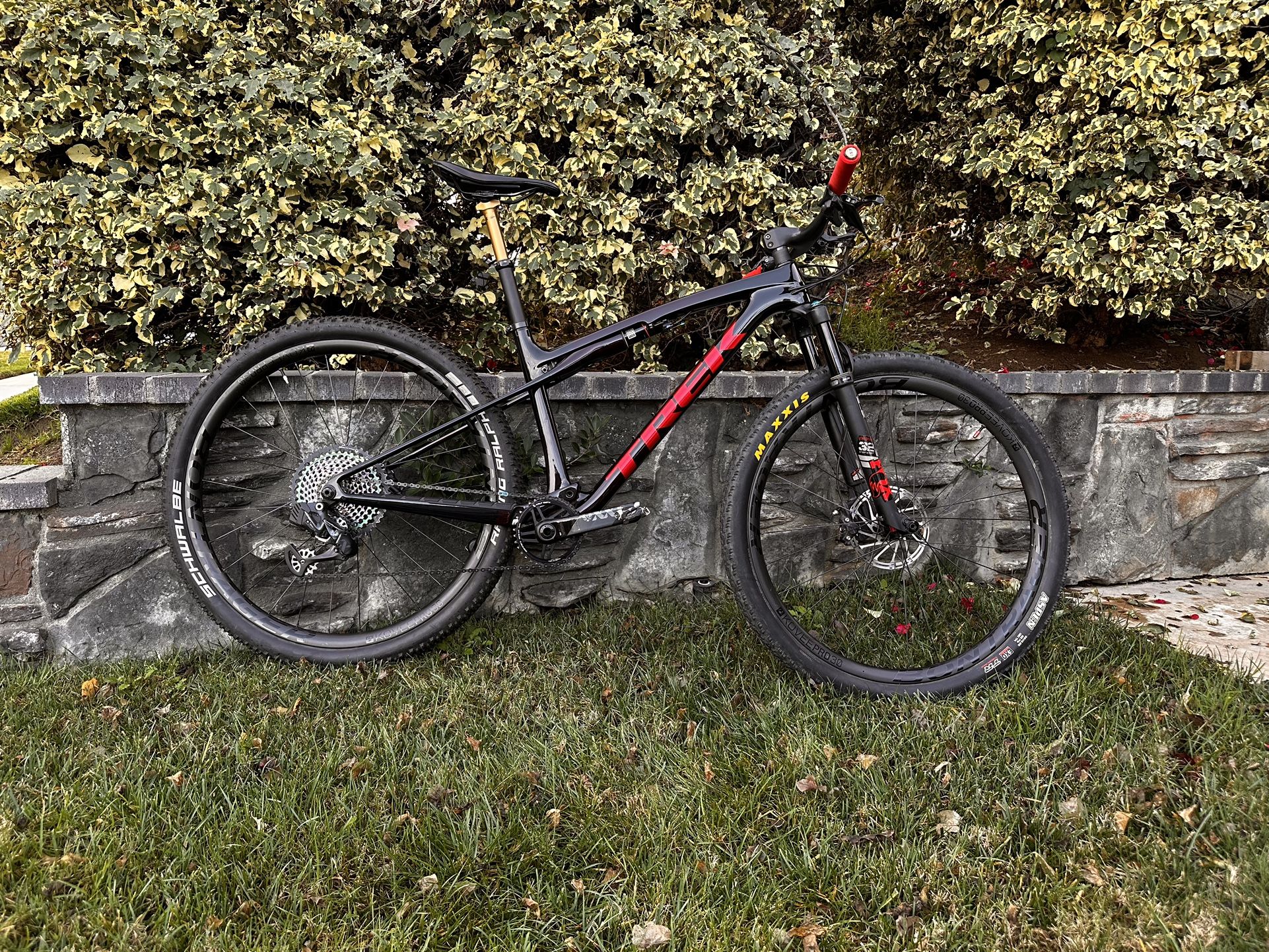 Trek Supercaliber Gen 2 Frame XC MTB Race Bike Size M/L