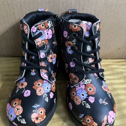 Girls Boots Black With Pink Flowers - Size 9