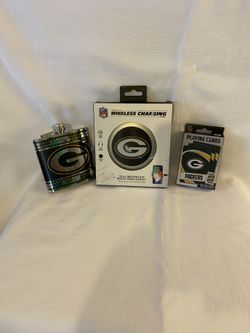 Green Bay Packers whiskey flask wireless charger playing cards