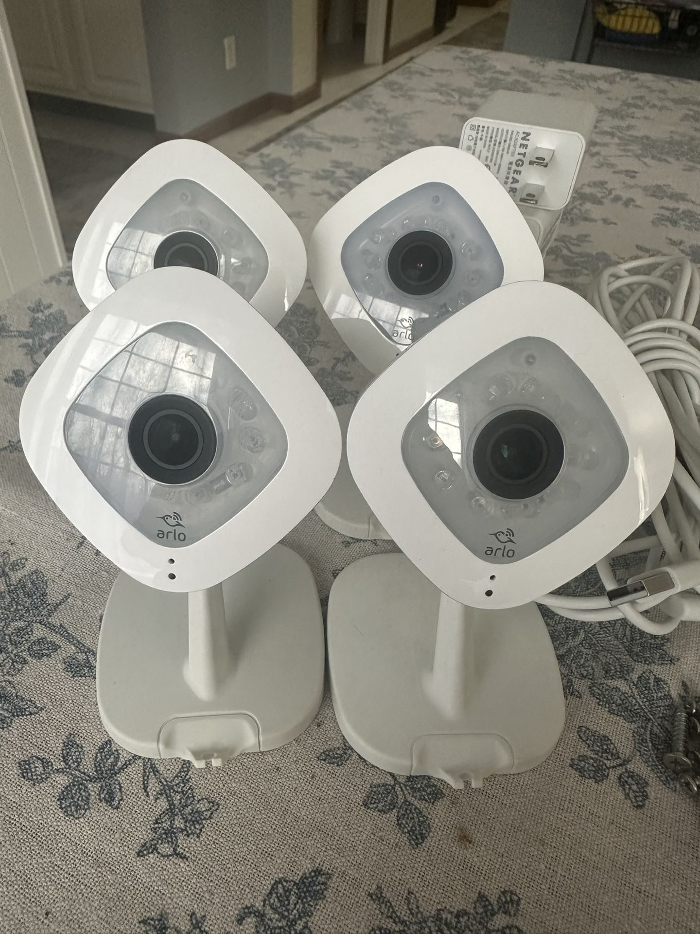 Arlo Camera Set