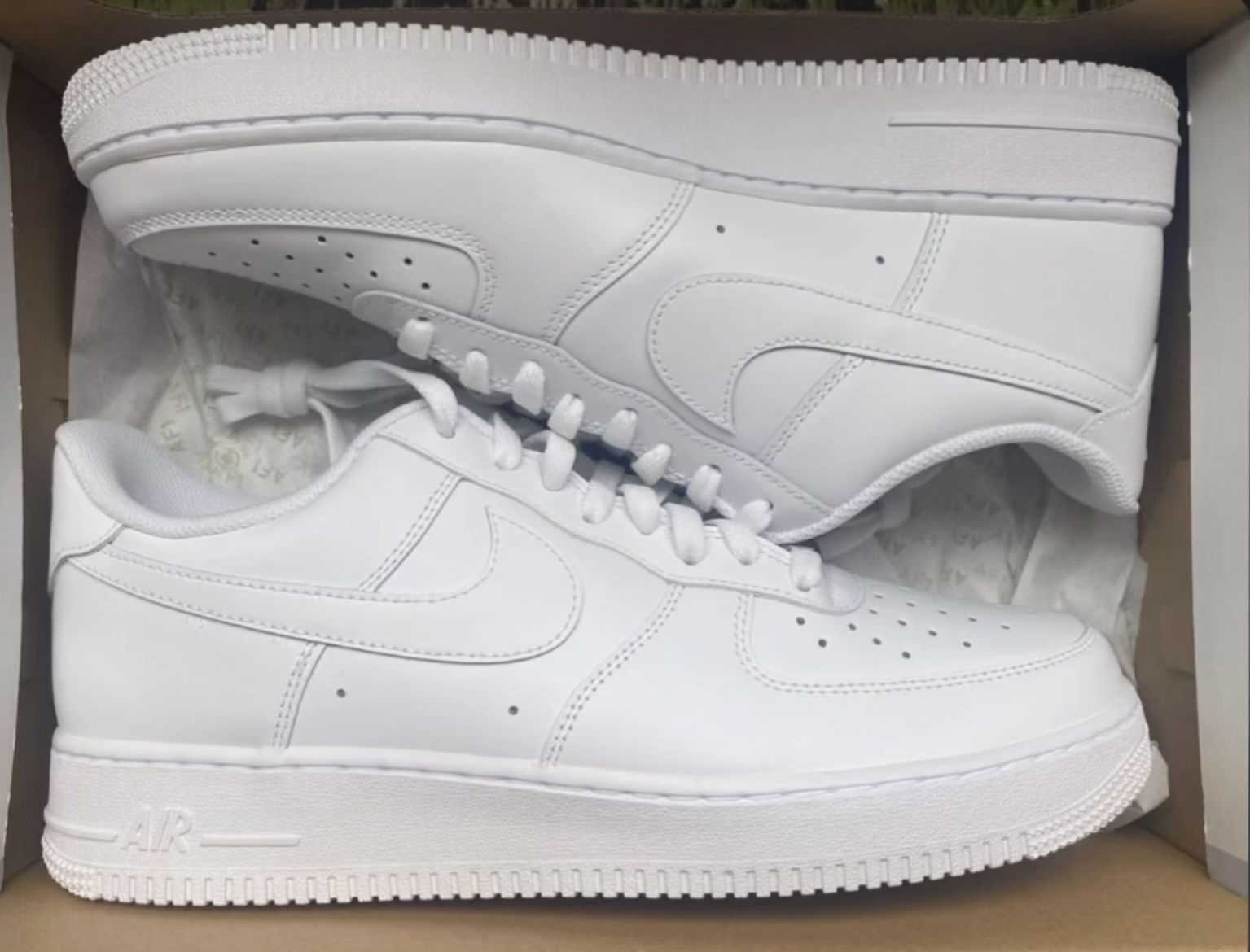 Nike Air Force 1