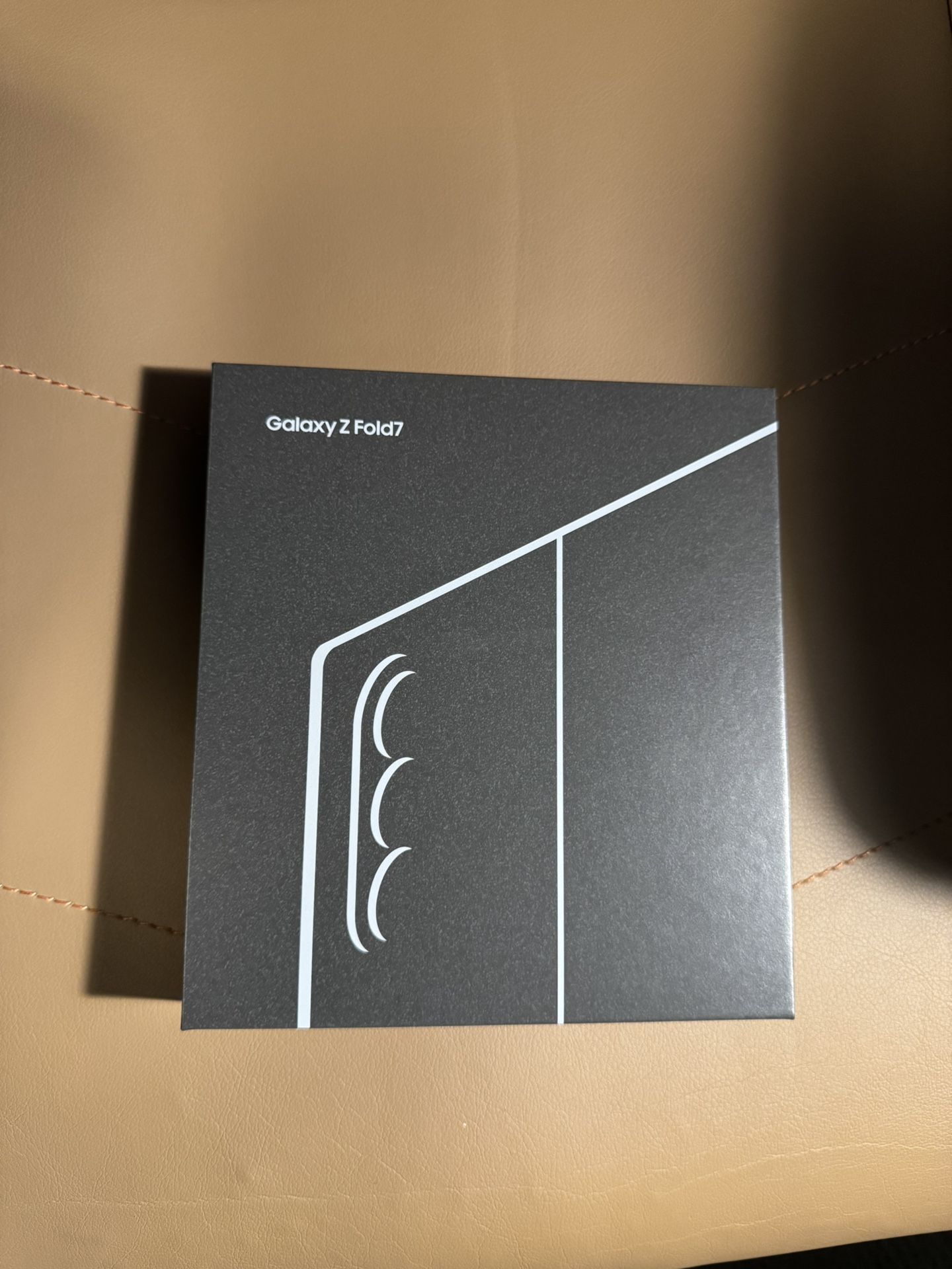 Samsung Galaxy Z Fold - 512GB (Unlocked) - Black (NEW)