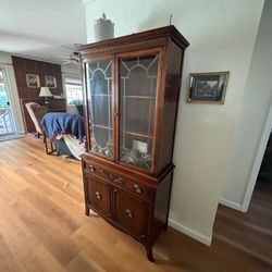 Buffet China Cabinet 