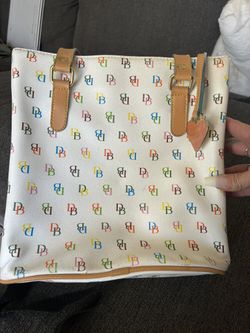 Dooney & Bourke Purse