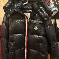 Moncler Black Medium 