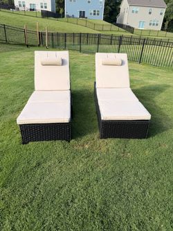 Outdoor Wicker Chaise Lounge Set of 2