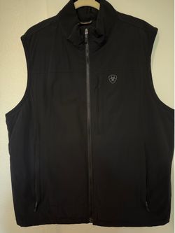 Ariat Men’s XL Pioneer Stretchshell Vest