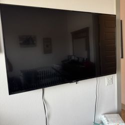 Beautiful Hisense 55” Plasma Tv 