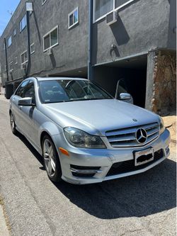2013 Mercedes-Benz C250 Sport Sedan – Clean Title – Well Maintained