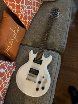 Used Ibanez Gio GAX70 Electric Guitar