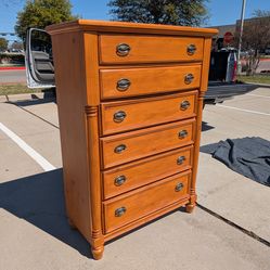 Light brown dresser