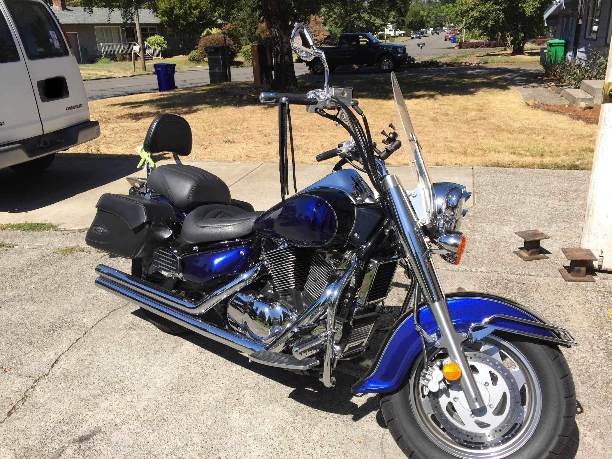 2005 Suzuki Boulevard