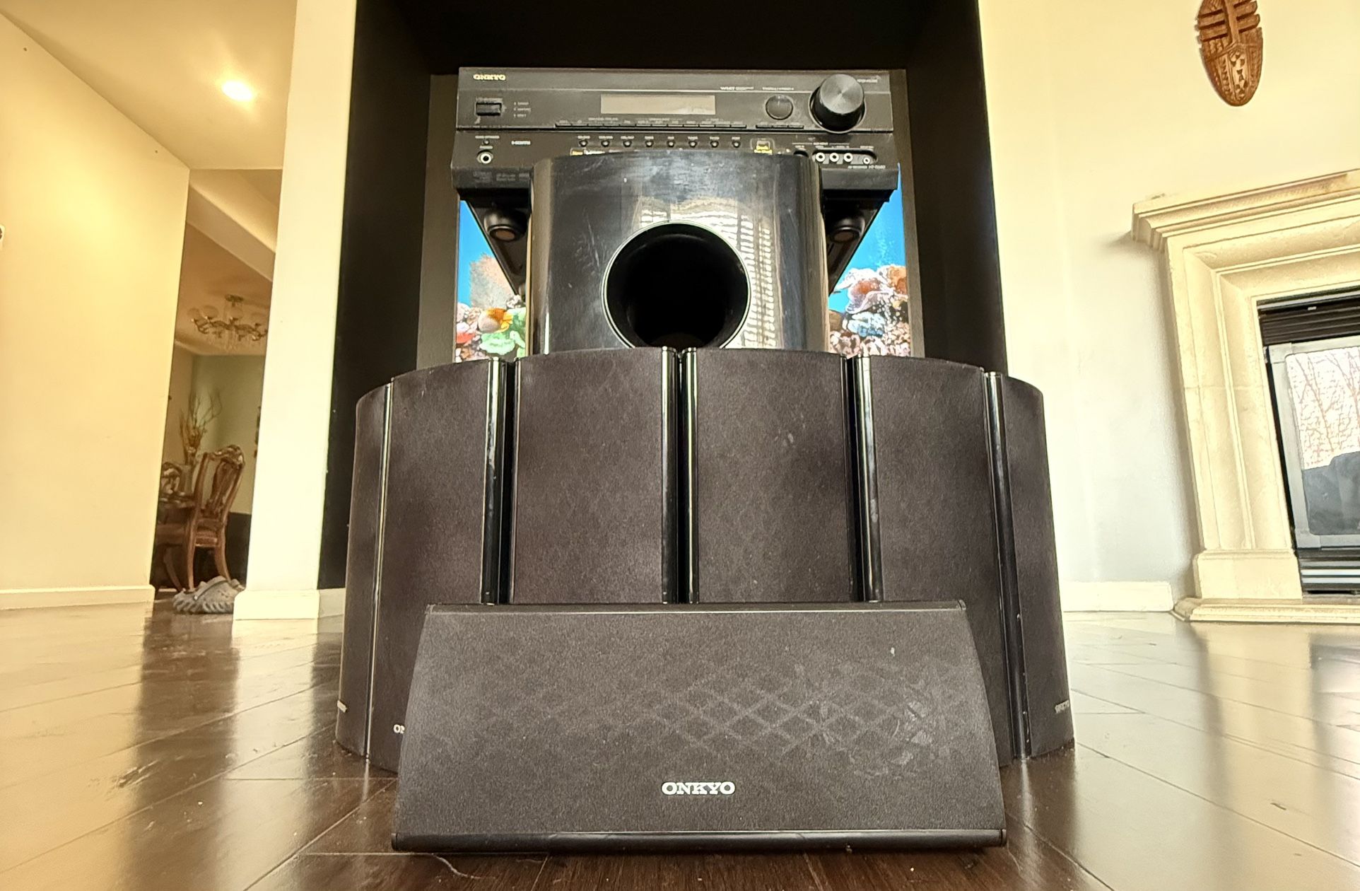 Onkyo HT-R680 Home Theater System – Complete Set