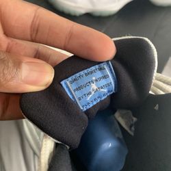 jordan 11 columbia/legend blue size 13