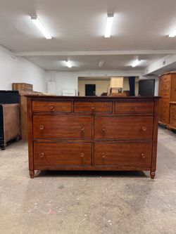 Pier1 Imports Beautiful 6 Drawer Dresser High Quality Deep Drawers Tons of Storage