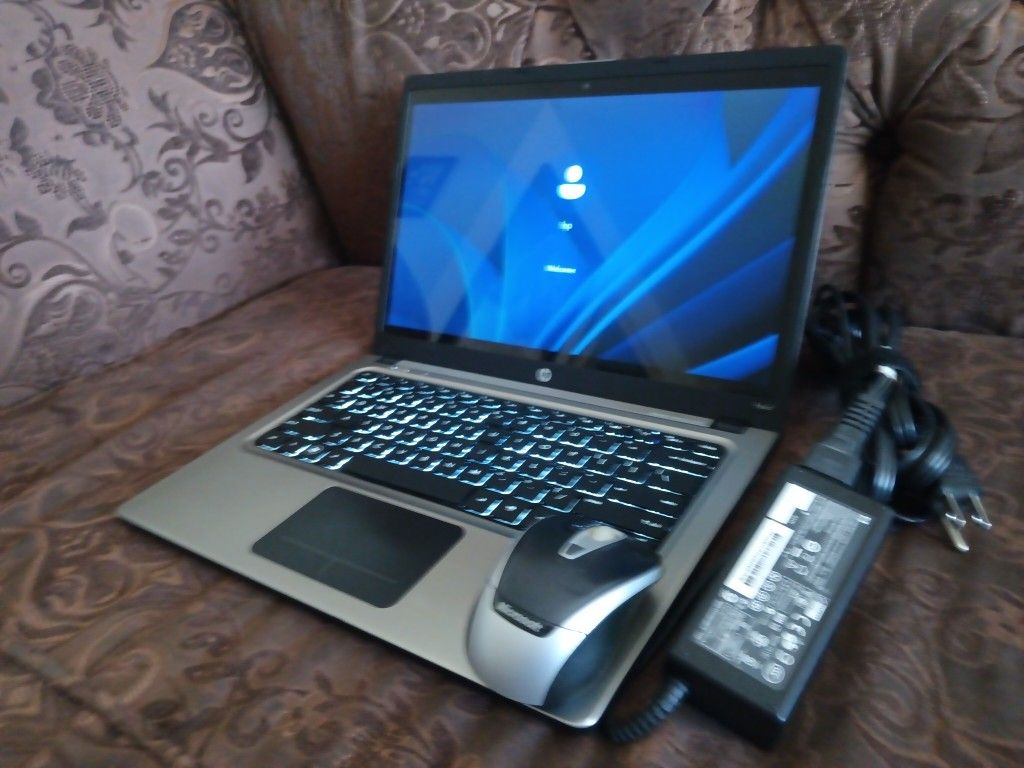 Laptop HP Folio 13-2000-core i5-8gb Ram -128gb HD SSD Solid
