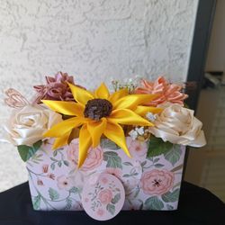 Great Gift Of Lasting Flowers 