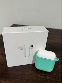Apple AirPods Model A2032