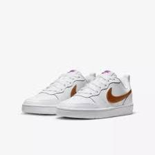 Nike Court Borough size 8 womens/ 6.5 youth