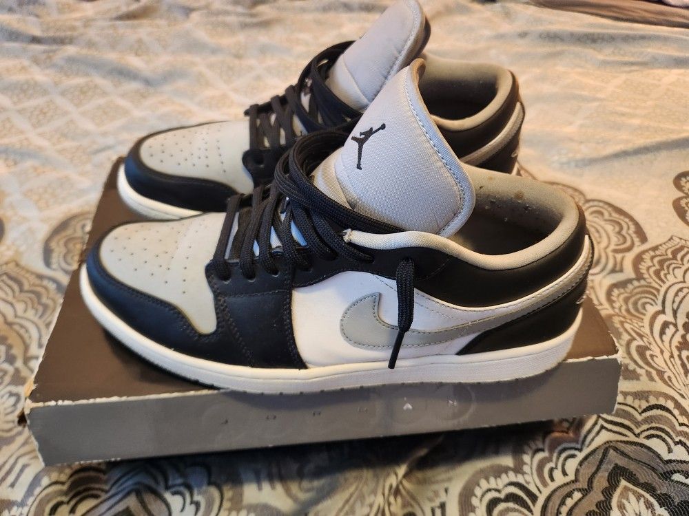 Jordan's 1 , SIZE 12, BLACK AND GREY