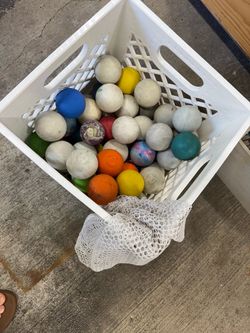 (Pending) Large Lot of Used LAX Balls