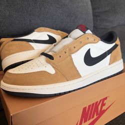Jordan 1 Low “Rookie Of The Year” Men’s Size 10
