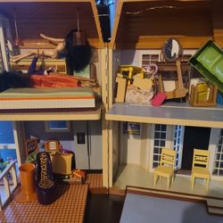 Doll House 