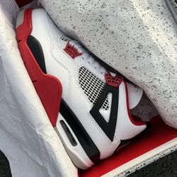 Jordan 4 Retro Fire Red (2020)