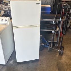 Smaller Apartment Refrigerator 