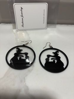 New women’s black Halloween witch cauldron skeleton round dangle earrings