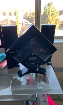 Memorex vertical 3cd player