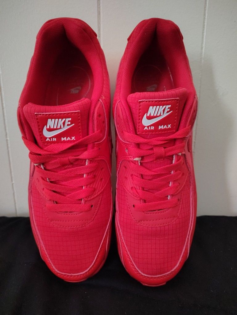 Nike AirMax 90 Red University Mens Sz 11 AJ1285-602 Sneakers Shoes 2018 NO Box