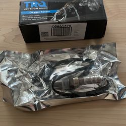 TRQ Oxygen Sensor Nissan Infiniti
