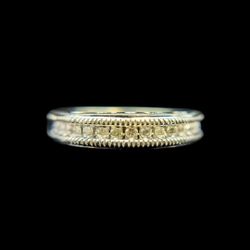 10K White Gold Diamond Ring