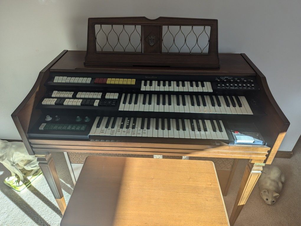 Wurlitzer Organ