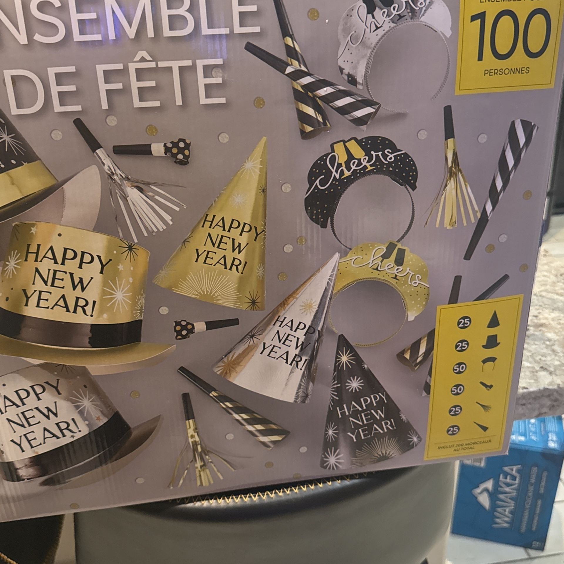 New Year Ensemble Hats And Blowers