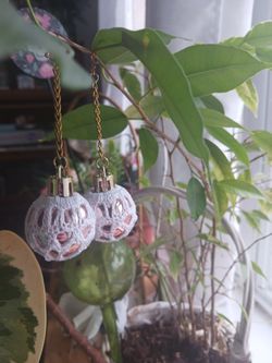Hand Made White Crochet Lace Christmas Tree Ornament Earings.
