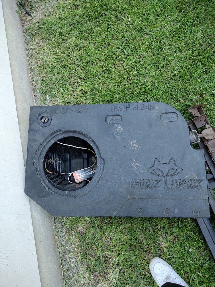 Fox Box Speaker Box For Crew Cab Dodge Ram Trucks