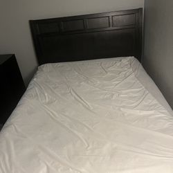 Queen Sized Mattress With bed frame 