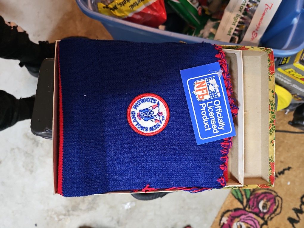 Vintage, 80s Never Out Of The Box