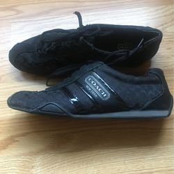 Coach  Shoes Size 7. 5 ) Tenis Coach  7.5