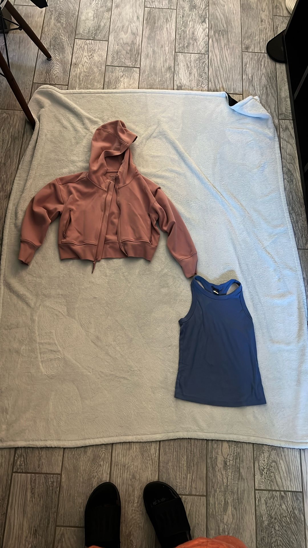 Girls Old Navy Size 8 Zip Up Active Jacket And Tank Top