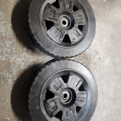 Wheels 🛞 10 Inch