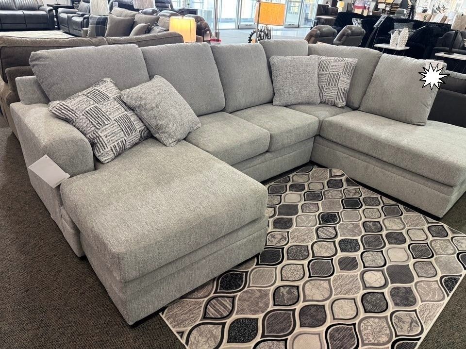 AP🎉 High Quality, Double Chaise Sectional Couch - Gabyleight// Fast Delivery & Financing