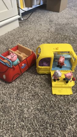 Peppa Pig Lot- 4 characters, talking car, RV
