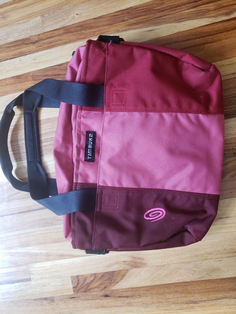 Timbuk2 handbag purse Pink