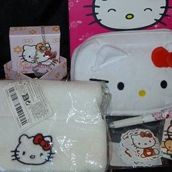 Hello Kitty (10pc) Gift Bundle 🎁 White Beanie- NEW 