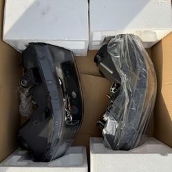 2005 Acura tsx Headlight Assembly Brand New