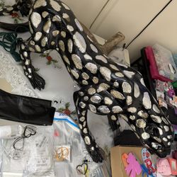 Figure Panther Black